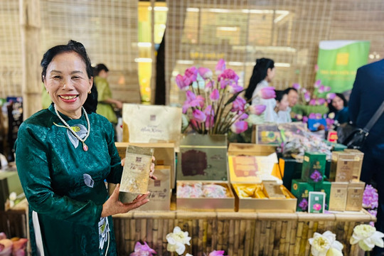 Lễ hội sen Hà Nội: Kiến tạo thương hiệu công nghiệp văn hóa Thủ đô