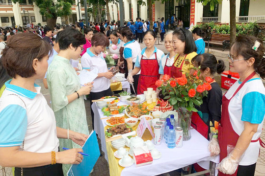 Vun đắp nền tảng để phát triển đất nước bền vững