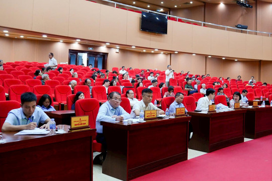 Phường Cầu Giấy: Cử tri kiến nghị nhiều vấn đề dân sinh trước kỳ họp HĐND