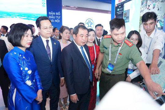 Sáng nay diễn ra hội nghị công bố Quy hoạch tổng thể Thủ đô Hà Nội tầm nhìn 100 năm và xúc tiến đầu tư năm 2026