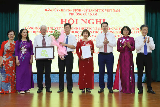 Phường Cửa Nam công bố 16 tổ dân phố, chi bộ tổ dân phố sau sắp xếp