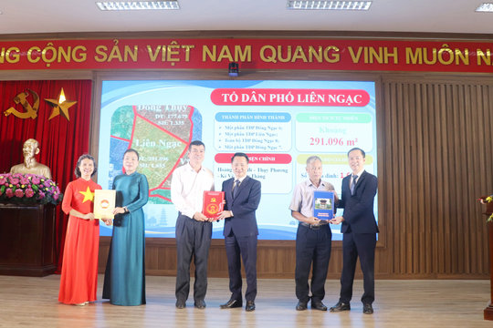 Phường Đông Ngạc sớm ổn định tổ chức sau khi tinh gọn 23 tổ dân phố mới