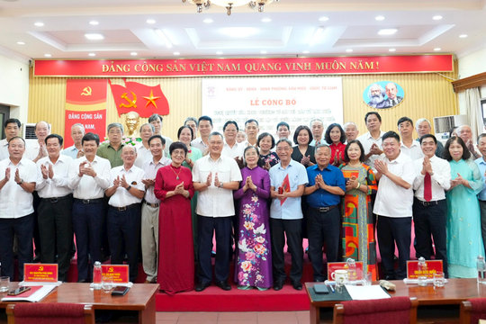 Phường Văn Miếu - Quốc Tử Giám công bố 35 tổ dân phố, chi bộ tổ dân phố sau sắp xếp