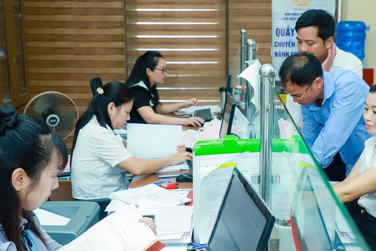 Chấm điểm, đánh giá viên chức hằng tháng hoặc hằng quý