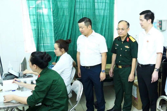 288 người có công tại xã Dân Hòa được khám bệnh, phát thuốc miễn phí