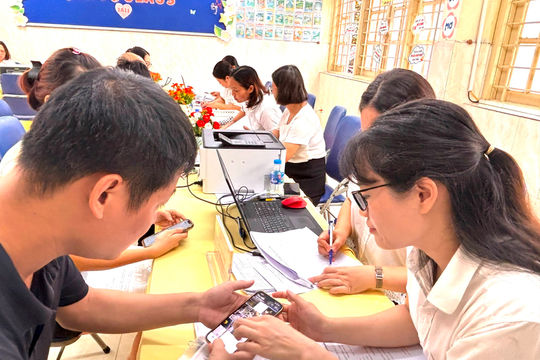 Ngày đầu tuyển sinh trực tuyến bằng bản đồ số GIS: Hệ thống vận hành ổn định, thuận lợi cho phụ huynh