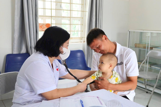 Xã Quang Minh triển khai khám sức khỏe toàn dân