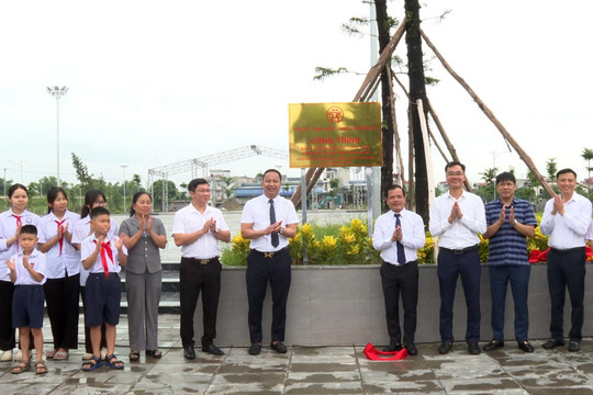 Đông Anh khánh thành 36 công trình chào mừng 1 năm thành lập chính quyền địa phương 2 cấp