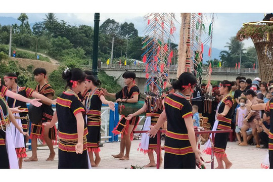 Cơ chế, chính sách bảo tồn, phát huy văn hóa truyền thống các dân tộc thiểu số