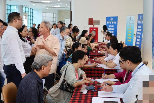 Đưa Luật Thủ đô đi vào cuộc sống từ những việc gần dân