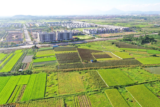Khơi thông nguồn lực từ tài nguyên đất đai