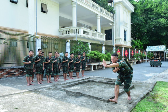 Đổi mới, nâng cao chất lượng huấn luyện đáp ứng yêu cầu tác chiến đô thị