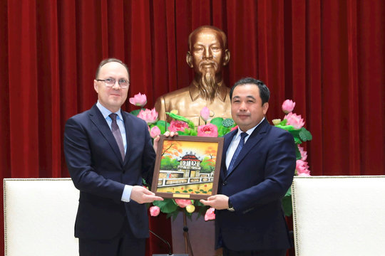 Hà Nội luôn chào đón các doanh nghiệp Nga đến hợp tác, đầu tư