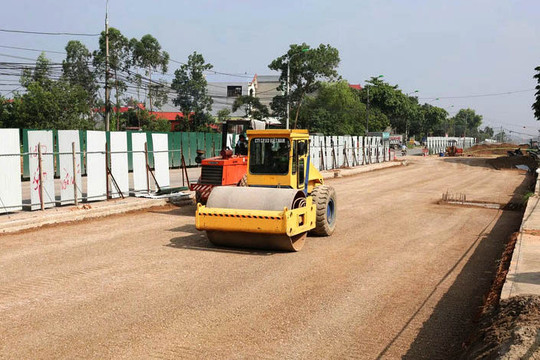 Áp lực về đích vẫn lớn, dẫu tăng trưởng lập kỷ lục