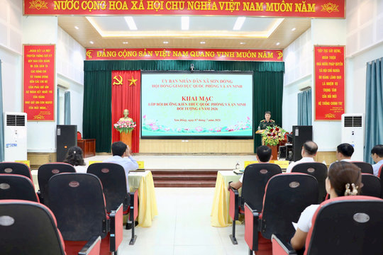 Xã Sơn Đồng khai mạc lớp bồi dưỡng kiến thức quốc phòng - an ninh cho đối tượng 4 năm 2026