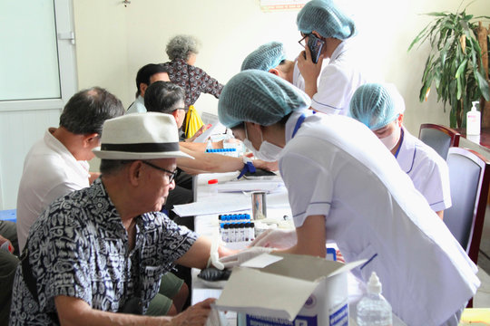 Phường Cầu Giấy: Khám bệnh, tư vấn sức khỏe cho người có công