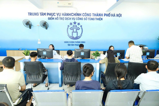 Phường Tùng Thiện: Nâng cao chất lượng phục vụ tại Điểm hỗ trợ dịch vụ công số
