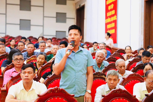 Xã Quang Minh tăng cường đối thoại, lắng nghe ý kiến cử tri