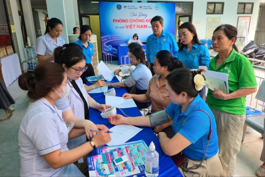 Công đoàn phường Phú Thượng: Chăm lo từ những việc làm thiết thực