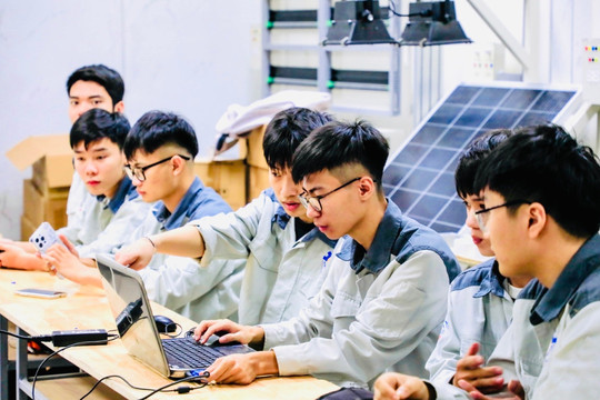 Chính sách thu hút và phát triển nguồn nhân lực công nghệ cao từ ngày 1-7