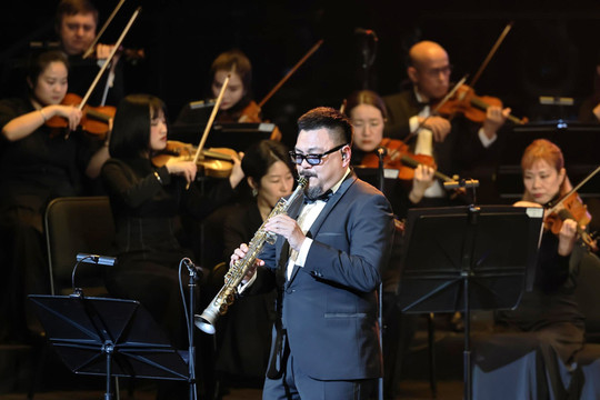 Nghệ sĩ saxophone Quyền Thiện Đắc: "Tôi chọn cách đi chậm, đào sâu hơn để tìm màu sắc jazz Việt"