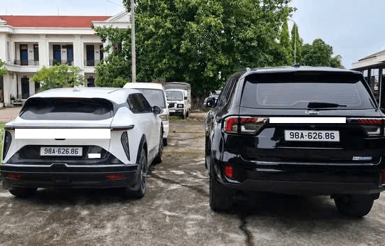 Sử dụng giấy tờ, biển số giả, có thể bị truy cứu trách nhiệm hình sự