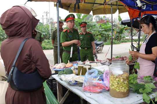 Giữ bình yên ở Phúc Sơn