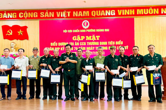 Hội Cựu chiến binh phường Hoàng Mai biểu dương 79 thương binh tiêu biểu