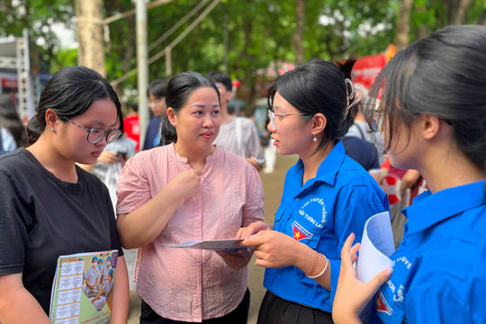 Tuyển sinh đại học 2026: Thí sinh có 7 ngày nộp lệ phí xét tuyển, bắt đầu từ hôm nay (15-7)