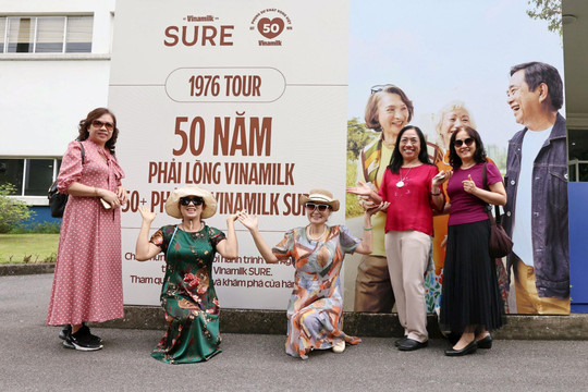 Từ tuổi 50, chủ động chăm sóc sức khỏe bằng nguồn sữa giàu dinh dưỡng cho giai đoạn hoàng kim