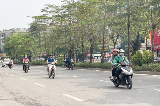 Bắc Bộ nắng oi, vùng núi và trung du có mưa dông