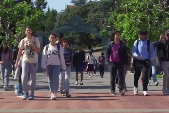 Mỹ siết chặt chính sách thị thực đối với du học sinh, nhà báo nước ngoài