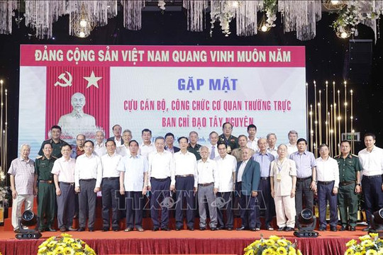 Tổng Bí thư, Chủ tịch nước Tô Lâm gặp mặt cựu cán bộ, công chức Cơ quan Thường trực Ban Chỉ đạo Tây Nguyên