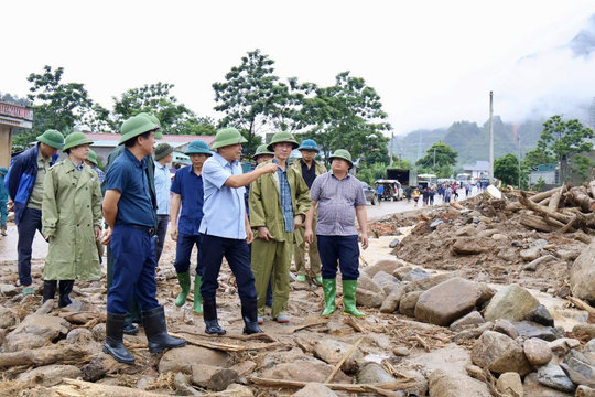 Đoàn công tác Bộ Nông nghiệp và Môi trường chỉ đạo khắc phục hậu quả mưa lũ tại Lai Châu