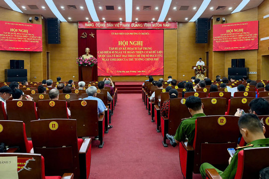 Phường Ô Chợ Dừa tập huấn triển khai cao điểm 45 ngày hoàn thiện cơ sở dữ liệu quốc gia về đất đai
