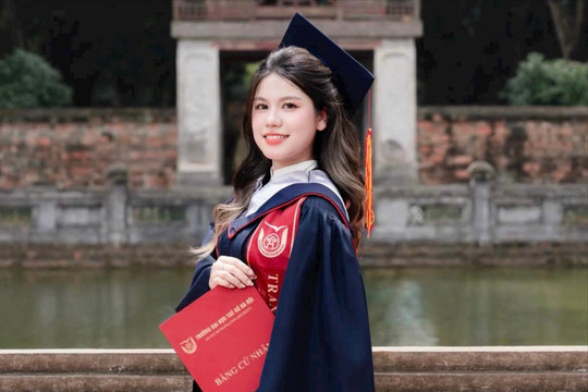 Thủ khoa Trường Đại học Thủ đô Hà Nội và khát vọng cống hiến cho ngành Giáo dục