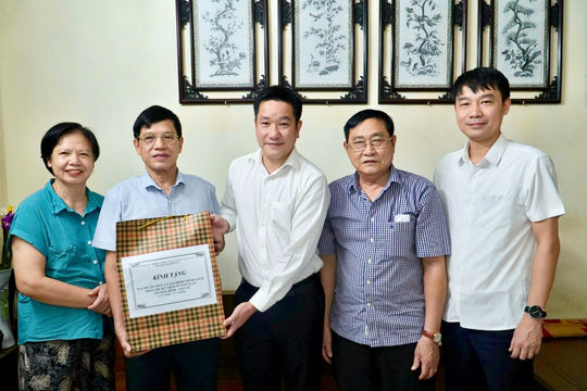 Phường Thanh Xuân tổ chức nhiều hoạt động tri ân người có công