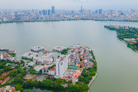 Bảo vệ hơn 3.500 ao hồ, giữ không gian xanh cho Thủ đô