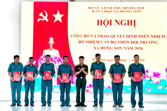 Xã Hồng Sơn kiện toàn đội ngũ thôn đội trưởng sau sắp xếp, sáp nhập thôn