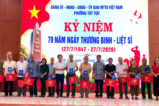 Phường Tây Tựu tri ân người có công, lan tỏa đạo lý “Uống nước nhớ nguồn”