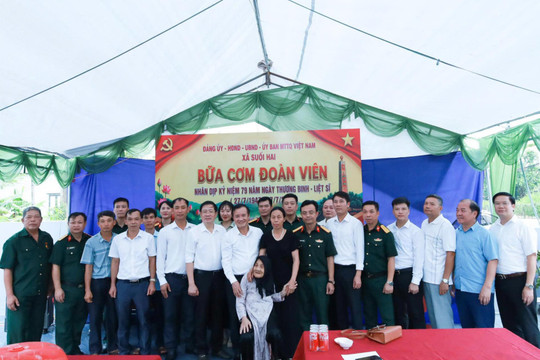 "Bữa cơm đoàn viên" lan tỏa đạo lý "Uống nước nhớ nguồn" ở xã Suối Hai