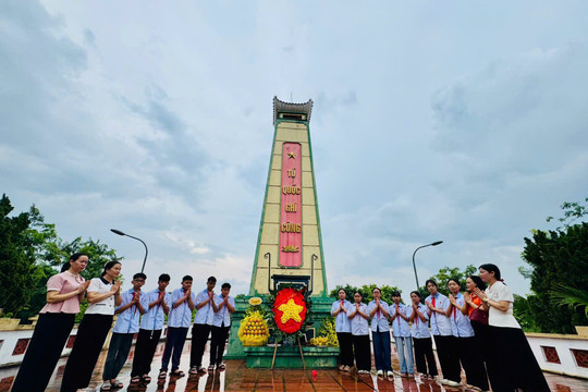 Xã Ô Diên: Thắp lửa tri ân từ những mái trường