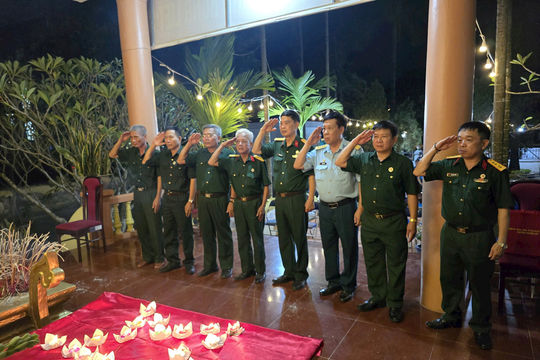 Phường Thượng Cát thắp sáng những ngọn nến tri ân