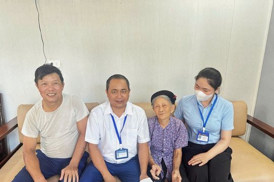 Cán bộ hành chính công: Khi lòng biết ơn hòa cùng tinh thần phục vụ nghĩa tình