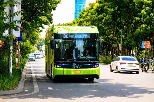 Đổi mới tư duy quản trị giao thông Thủ đô Kỳ 3: Biến định hướng thành những công cụ quản trị mới