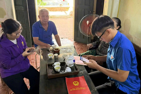 Tuổi trẻ xã Thượng Phúc tích cực hỗ trợ công tác giải phóng mặt bằng