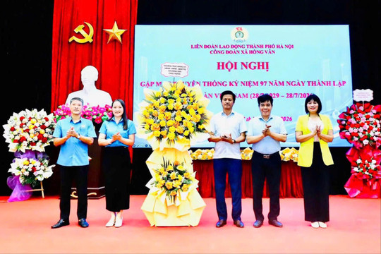 Công đoàn xã Hồng Vân thiết thực chăm lo đời sống người lao động