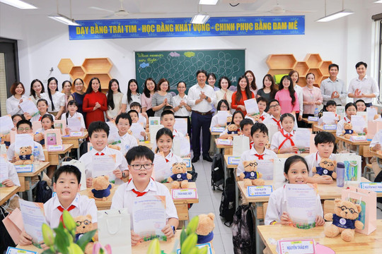 "Điểm hẹn Cầu Giấy 2026": Chào đón học sinh lớp 6, tiếp nối truyền thống hiếu học