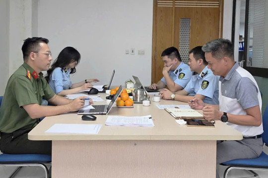 Xử phạt 7 thương nhân phân phối xăng, dầu vi phạm, tước giấy phép 2 doanh nghiệp