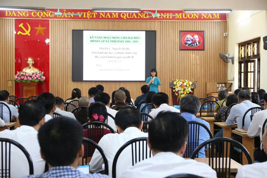 Hà Nội: Bồi dưỡng, cập nhật kiến thức, kỹ năng hoạt động cho 138 đại biểu HĐND cấp xã
